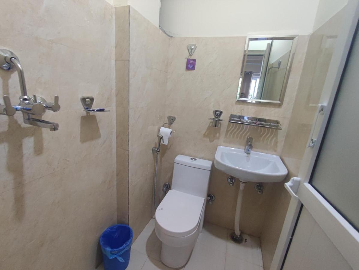 Hotel Kajiinn Pokhara Bagian luar foto