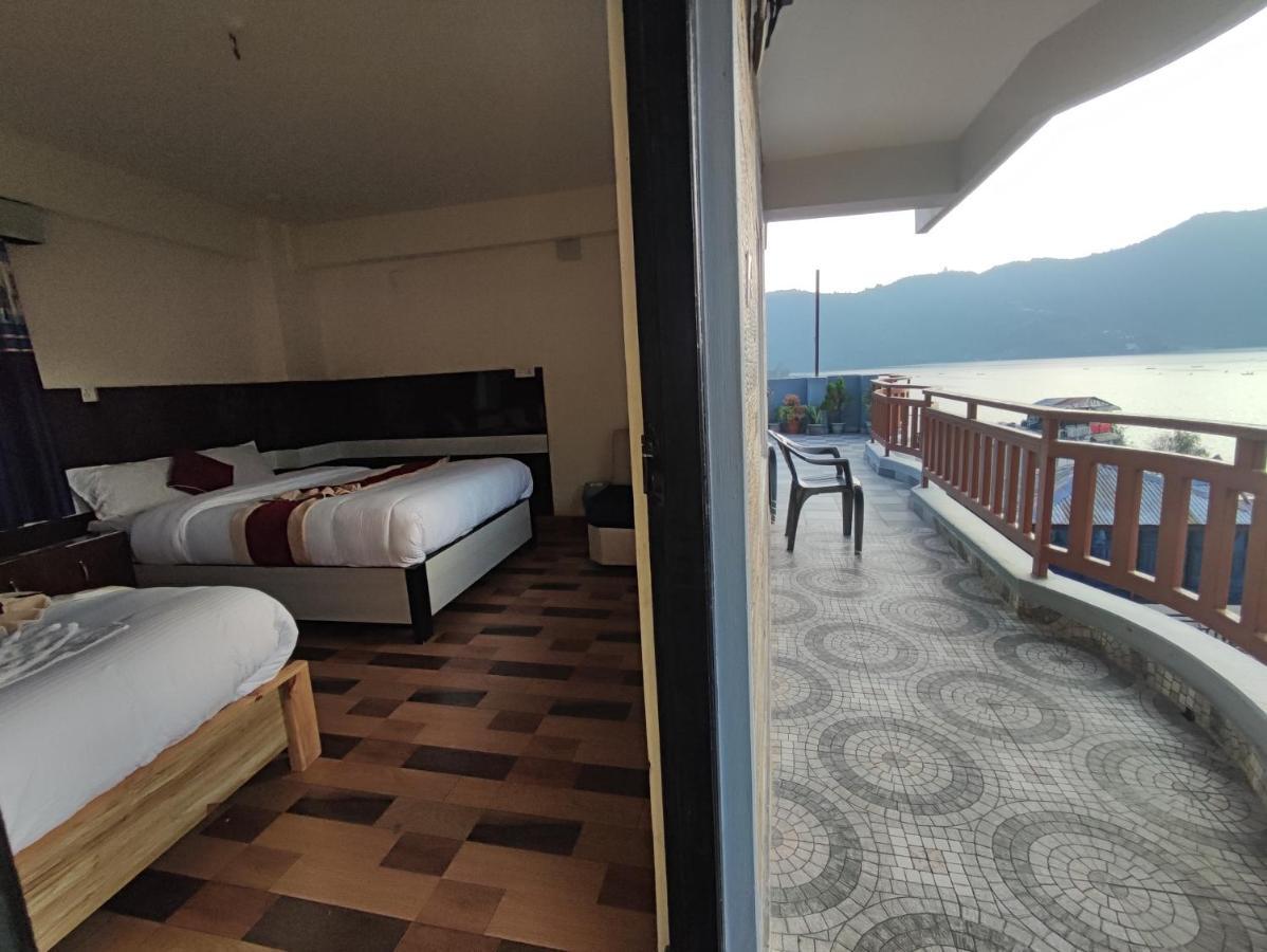 Hotel Kajiinn Pokhara Bagian luar foto